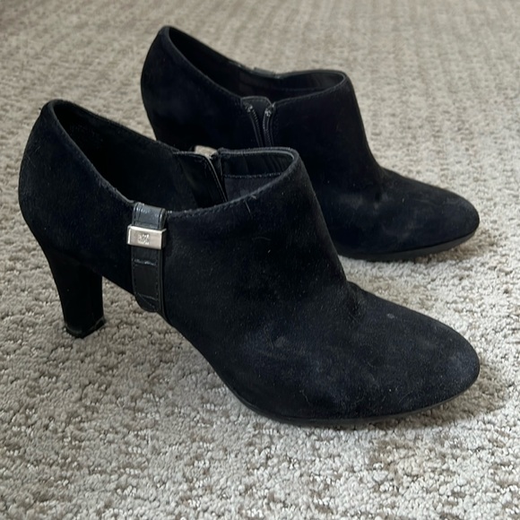 Anne Klein heeled bootie - Picture 1 of 5